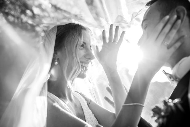 Magic moments ✨
.
@villabossi 
@caterinamaurini 
@artevento_catering 
@victor_music_vmgroup 
@rosa_clara 
.
#romanticwedding #romanticweddingdress #lovelycouple #italianstyle #villabossi #claudiacalaphotography #yourweddingphotographer #weddingpictures #couplesession #kissme #destinationweddingitaly #destinationweddingvenue #coupleshoot #weddingideas #weddinginspo